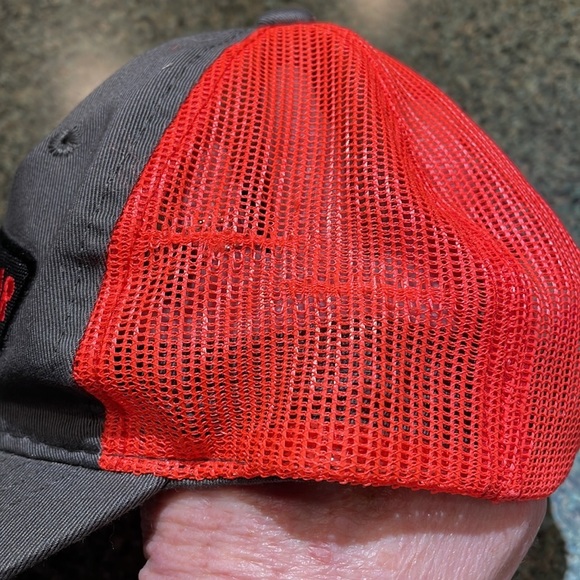 Alaska Wild Gear Youth Platinum Series by Outdoor Cap grey and red adjustable - Picture 5 of 10